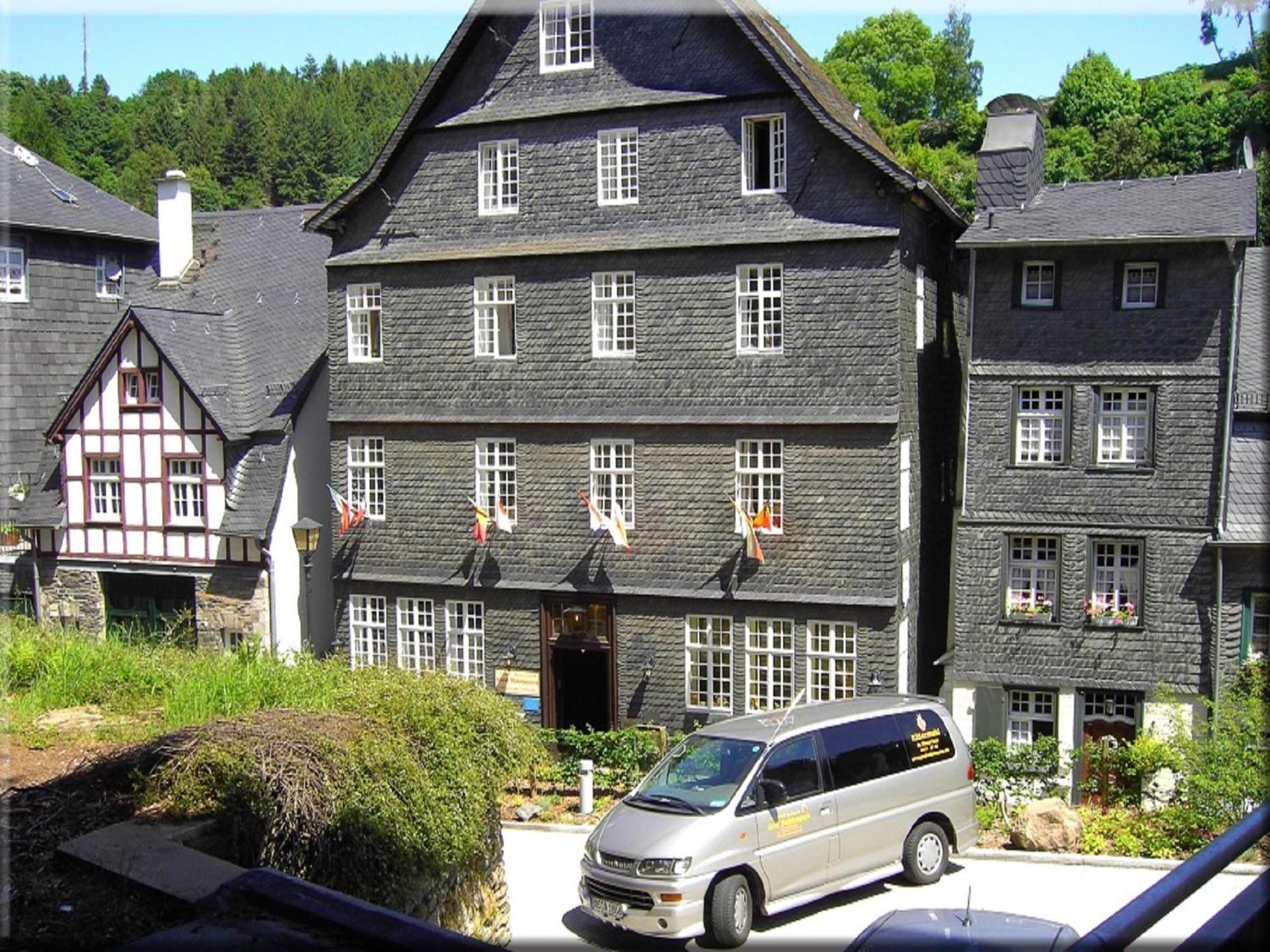 Hotel Graf Rolshausen Monschau Exterior photo