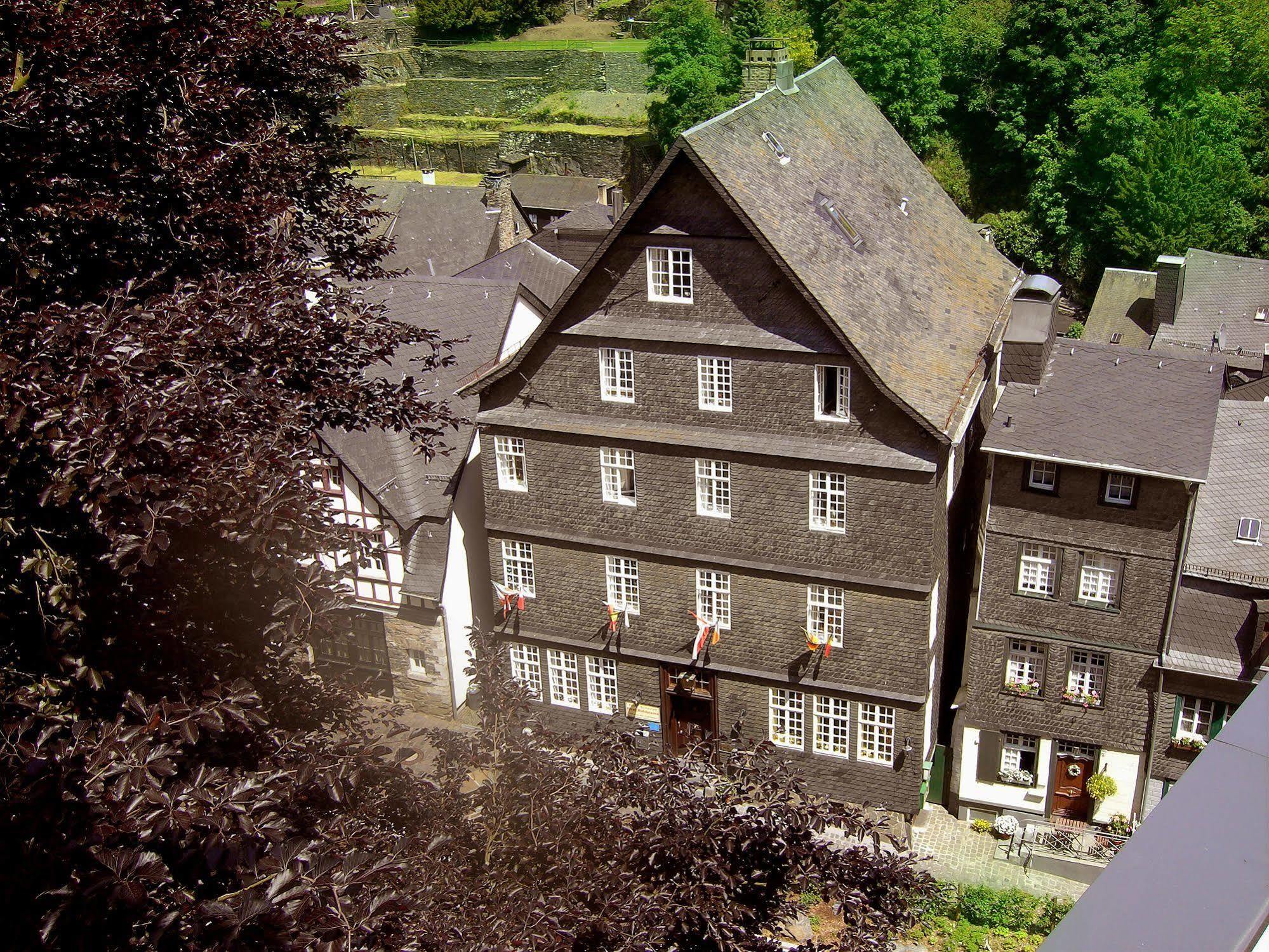Hotel Graf Rolshausen Monschau Exterior photo