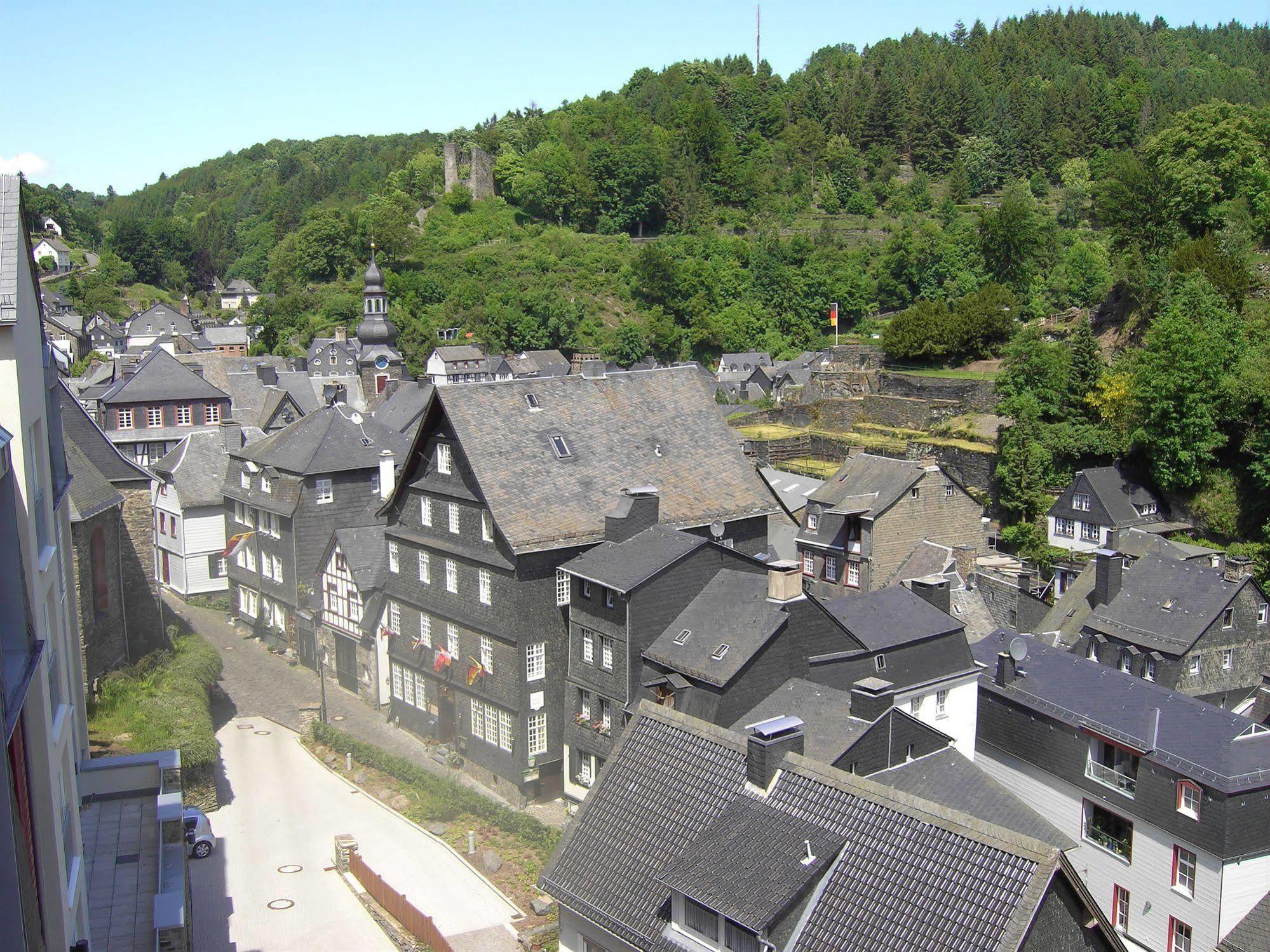 Hotel Graf Rolshausen Monschau Exterior photo